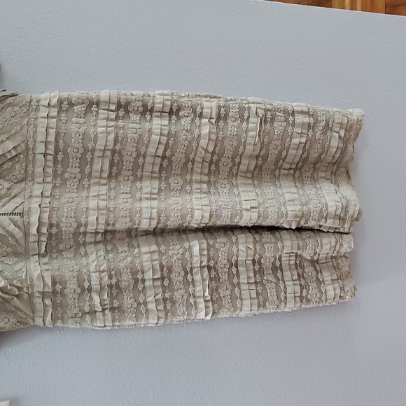 Roolee Jessica greige lace dress - Picture 3 of 10